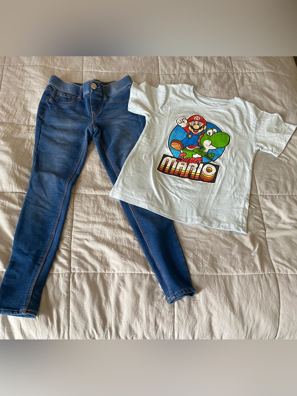 Nintendo Light Blue Super Mario & Yoshi Graphic Tee and jeans